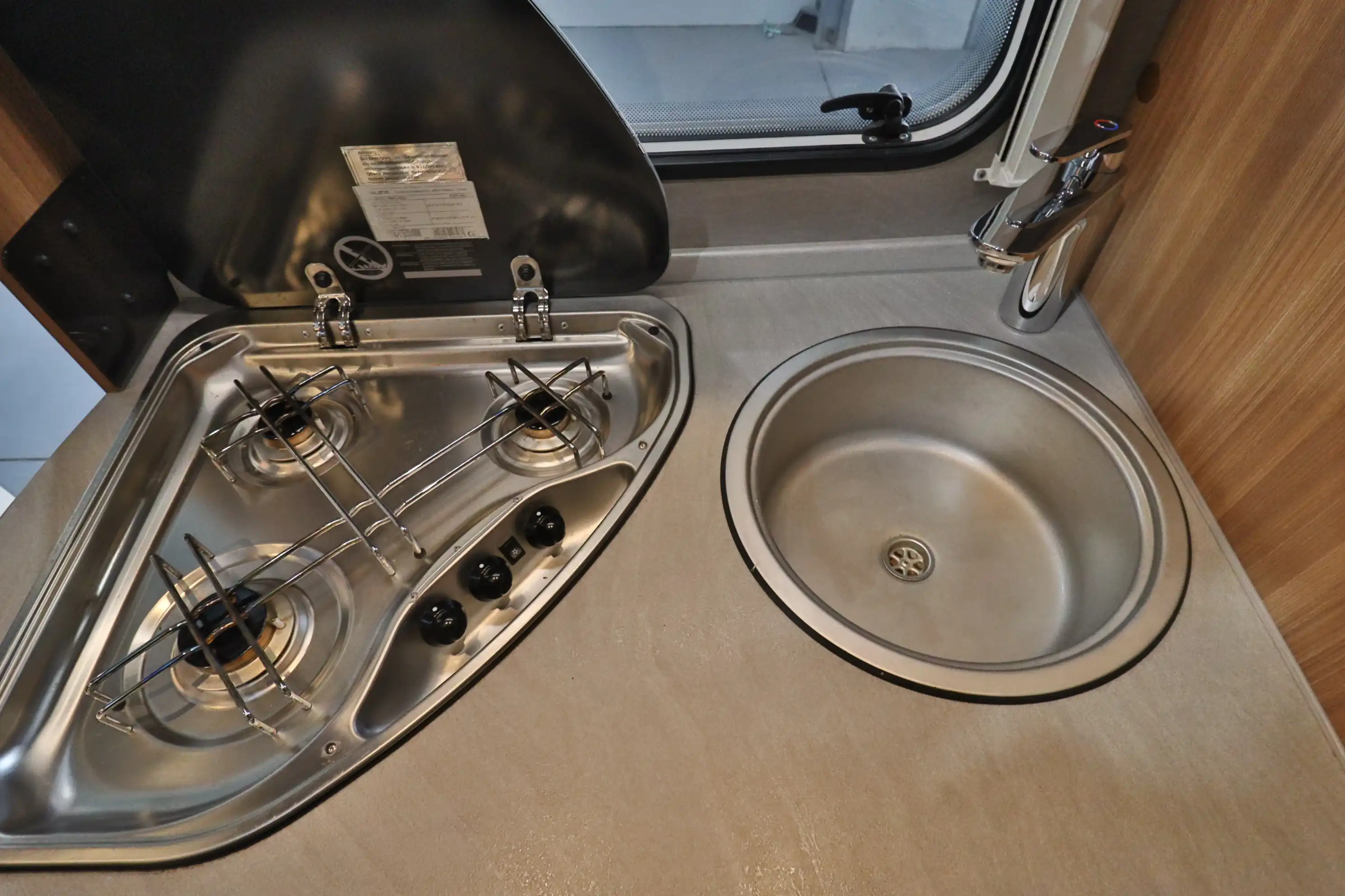 WEINSBERG Cara Compact 600 MEG Edition Pepper